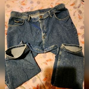 Lee Rider jeans 22W avg.